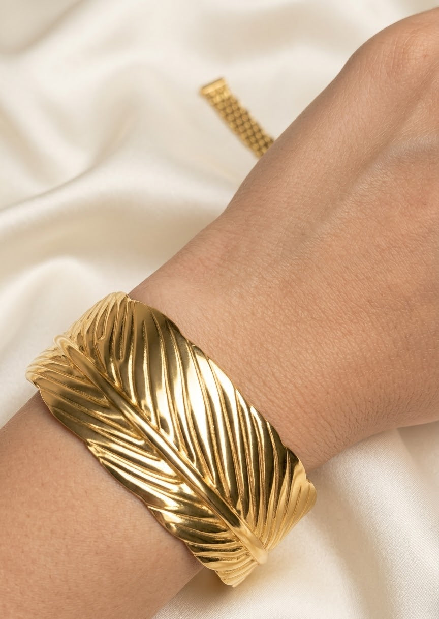 Waterproof Stainless Steel Leaf Bracelet