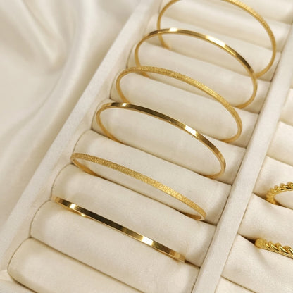 Minimalist Gold Stacking Bangle Set (6 Pieces)