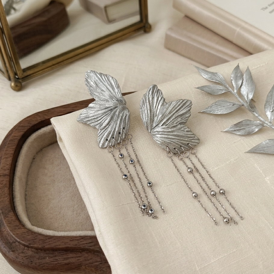 Silver wings