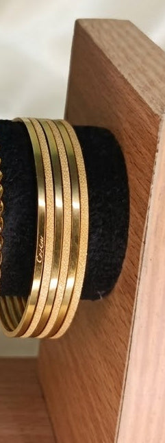 Minimalist Gold Stacking Bangle Set (6 Pieces)