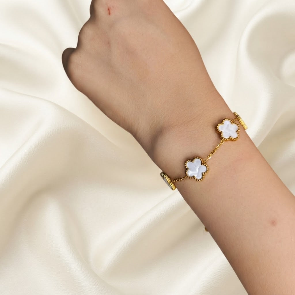 Gold Stainless Steel 5-Petal Flower Bracelet