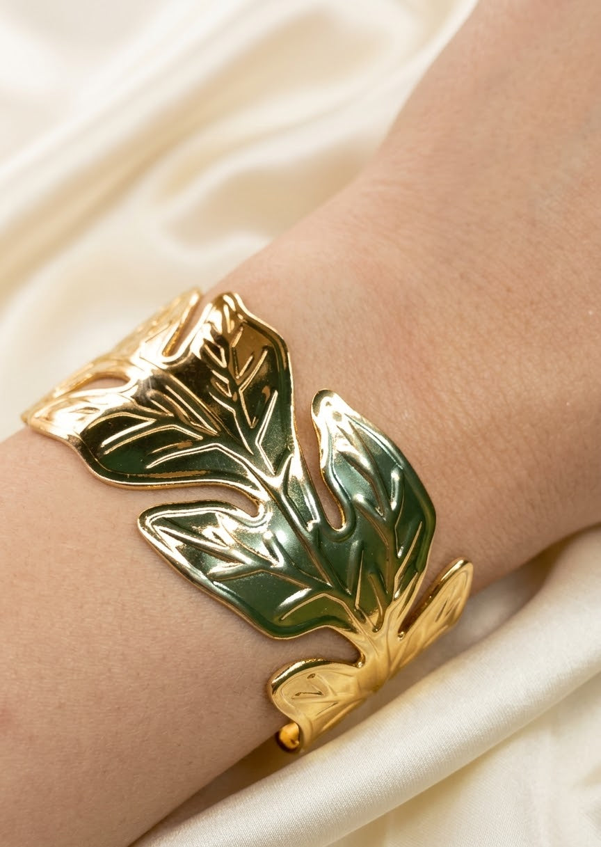 Waterproof Stainless Steel Leaf Bracelet